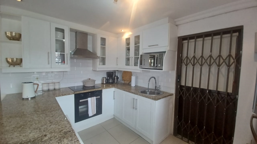 3 Bedroom Property for Sale in Highbury Western Cape